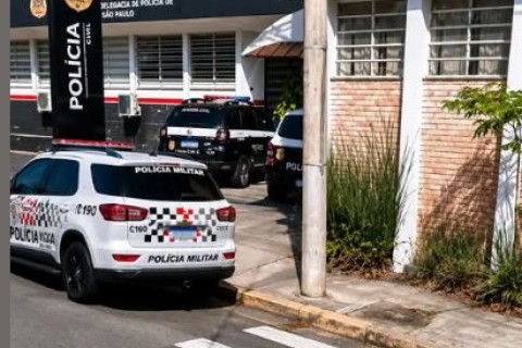 Briga generalizada em escola estadual termina em delegacia em São João da Boa Vista