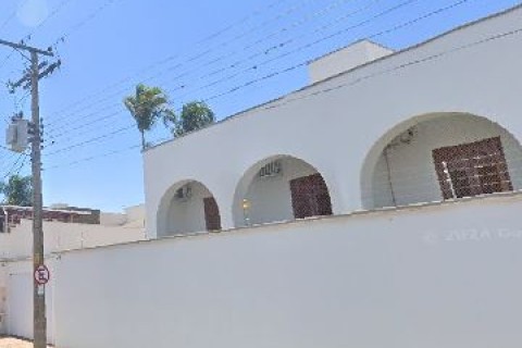 Residência de médico é invadida por criminosos armados e família é mantida refém em São José do Rio Pardo
