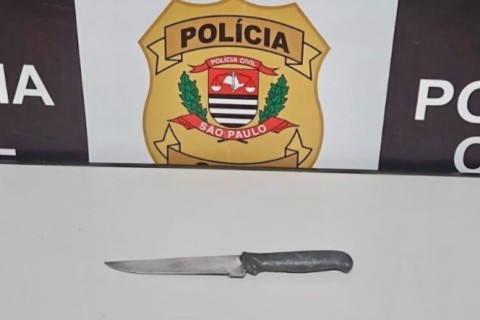 Homem é preso em flagrante após tentar matar a irmã com faca em Santa Cruz das Palmeiras