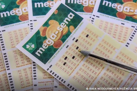 Mega-Sena não tem ganhador; prêmio acumula para R$ 305 milhões